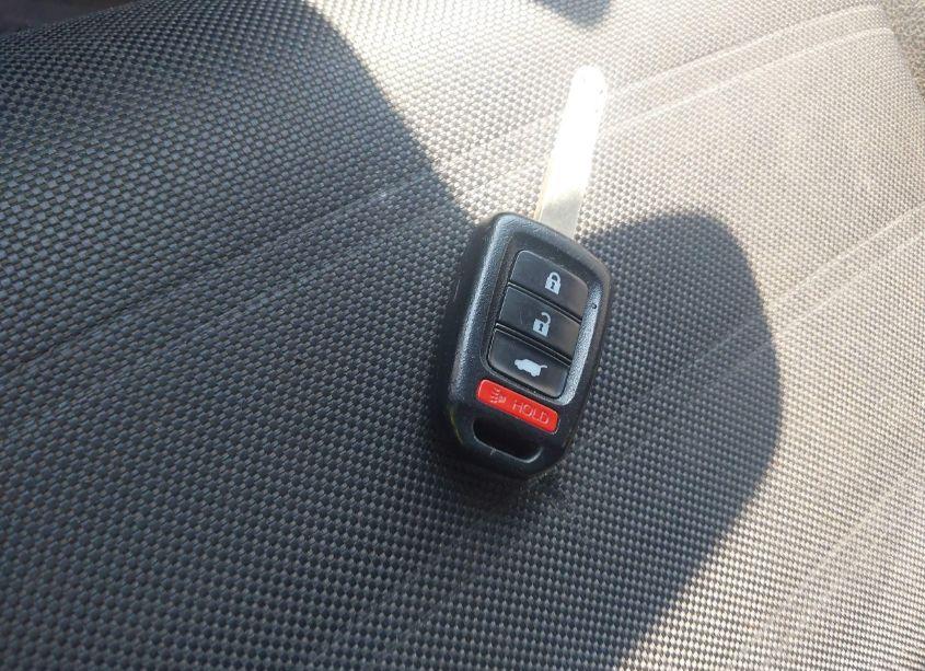 Photo 11 of 2019 Honda Cr-v LX (VIN 2HKRW6H39KH231475)