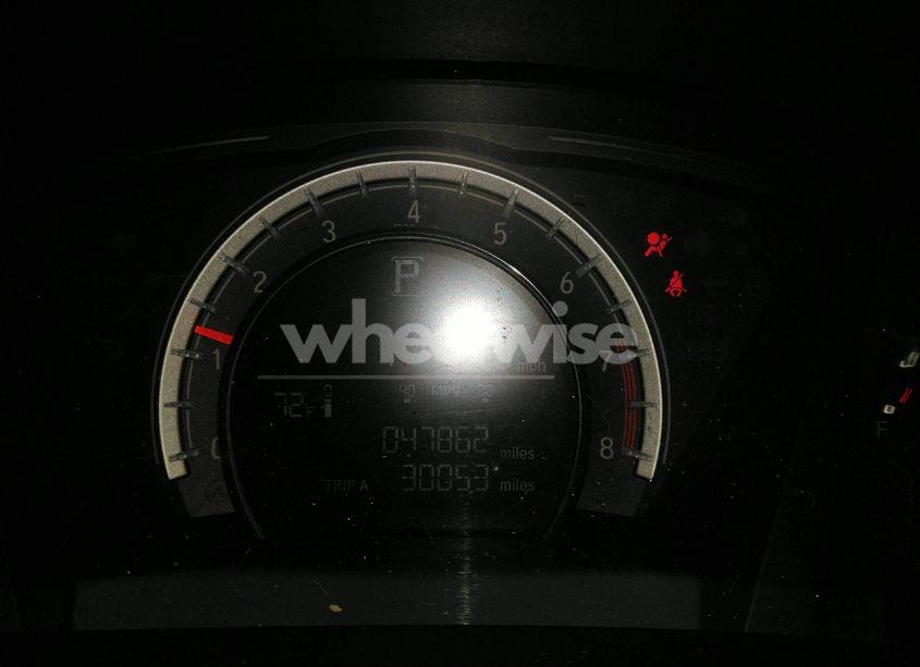 Photo 16 of 2018 Honda Cr-v LX (VIN 2HKRW6H3XJH208155)