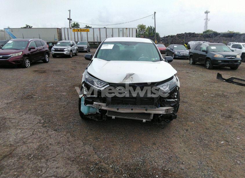 Photo 6 of 2018 Honda Cr-v LX (VIN 2HKRW6H3XJH208155)