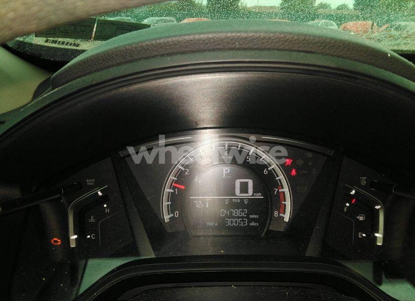 Photo 7 of 2018 Honda Cr-v LX (VIN 2HKRW6H3XJH208155)