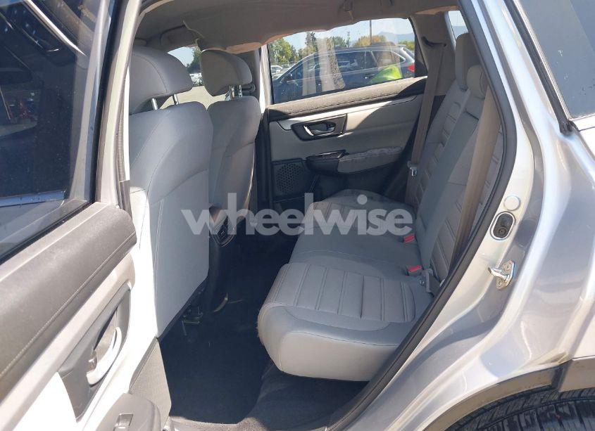 Photo 8 of 2018 Honda Cr-v LX (VIN 2HKRW6H3XJH211900)