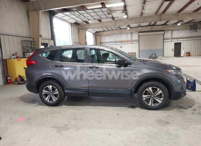 Photo 13 of 2018 Honda Cr-v LX (VIN 2HKRW6H3XJH216773)