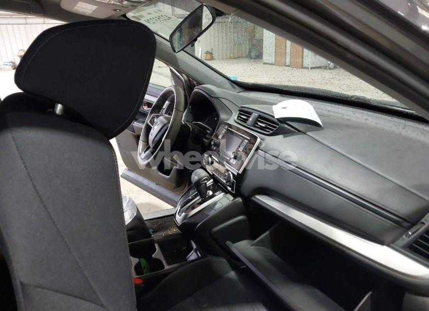 Photo 5 of 2018 Honda Cr-v LX (VIN 2HKRW6H3XJH216773)