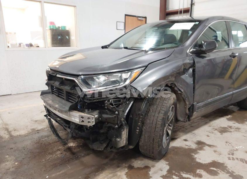 Photo 6 of 2018 Honda Cr-v LX (VIN 2HKRW6H3XJH217762)