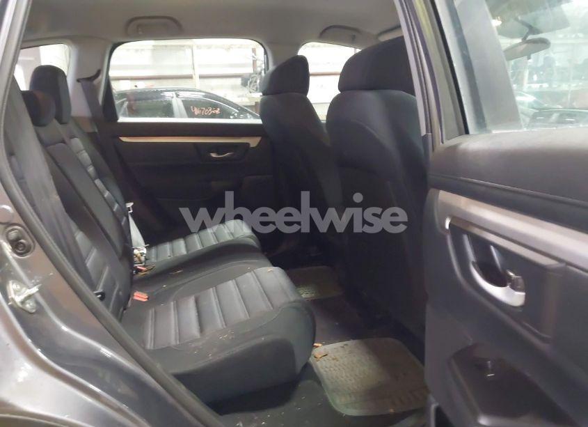 Photo 8 of 2018 Honda Cr-v LX (VIN 2HKRW6H3XJH217762)