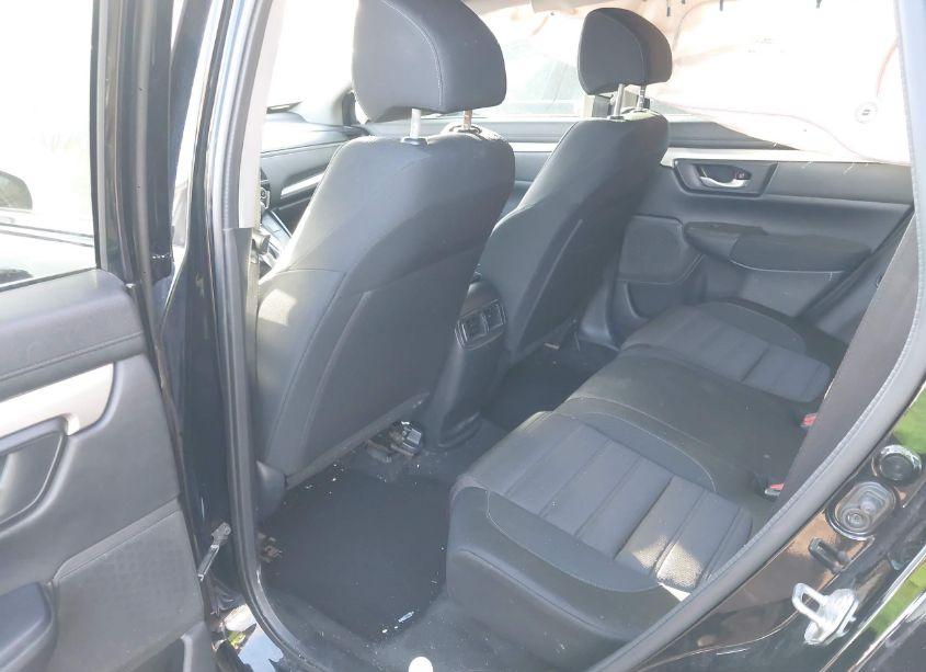 Photo 8 of 2018 Honda Cr-v LX (VIN 2HKRW6H3XJH230558)