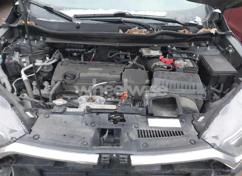 Photo 10 of 2019 Honda Cr-v LX (VIN 2HKRW6H3XKH202504)