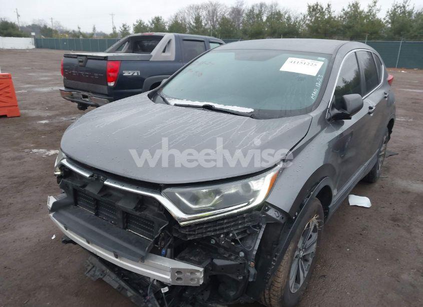 Photo 2 of 2019 Honda Cr-v LX (VIN 2HKRW6H3XKH202504)