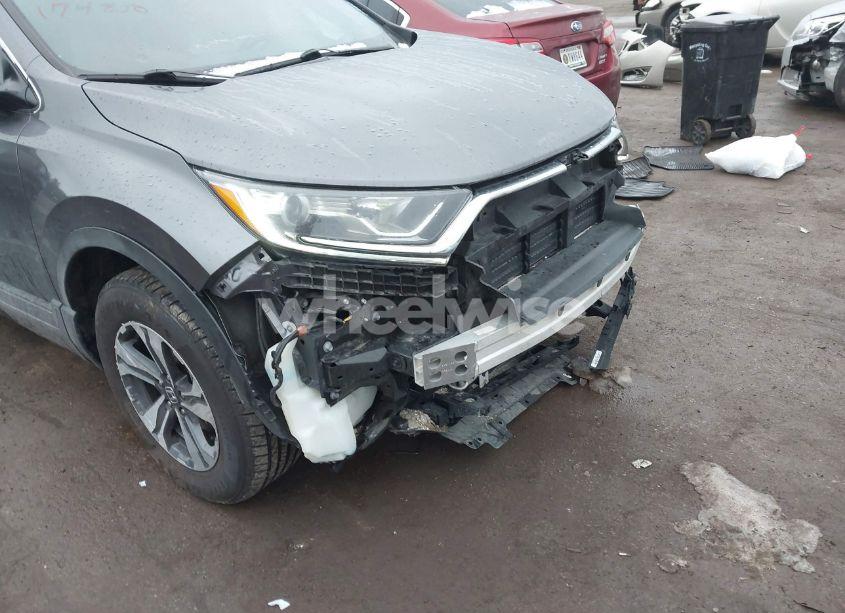 Photo 6 of 2019 Honda Cr-v LX (VIN 2HKRW6H3XKH202504)
