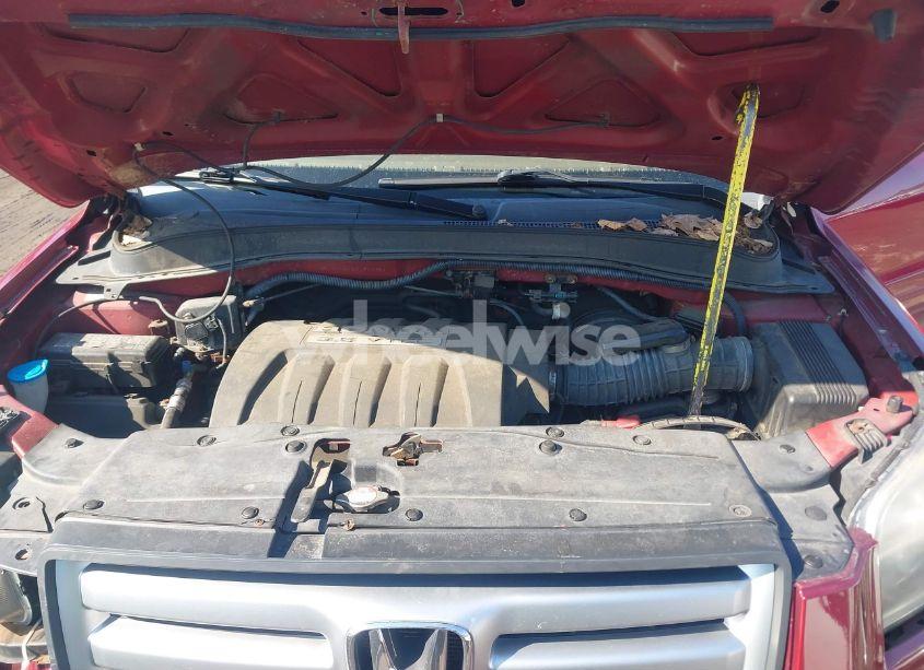 Photo 10 of 2006 Honda Pilot LX (VIN 2HKYF18106H513961)