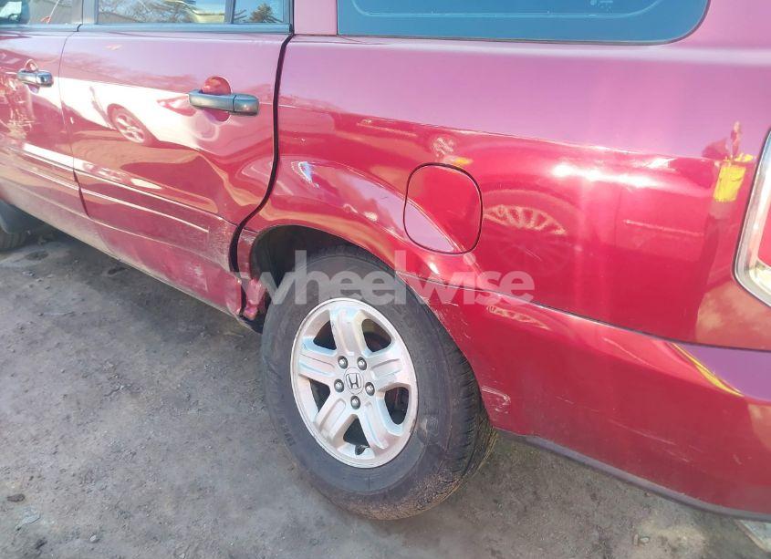 Photo 6 of 2006 Honda Pilot LX (VIN 2HKYF18106H513961)