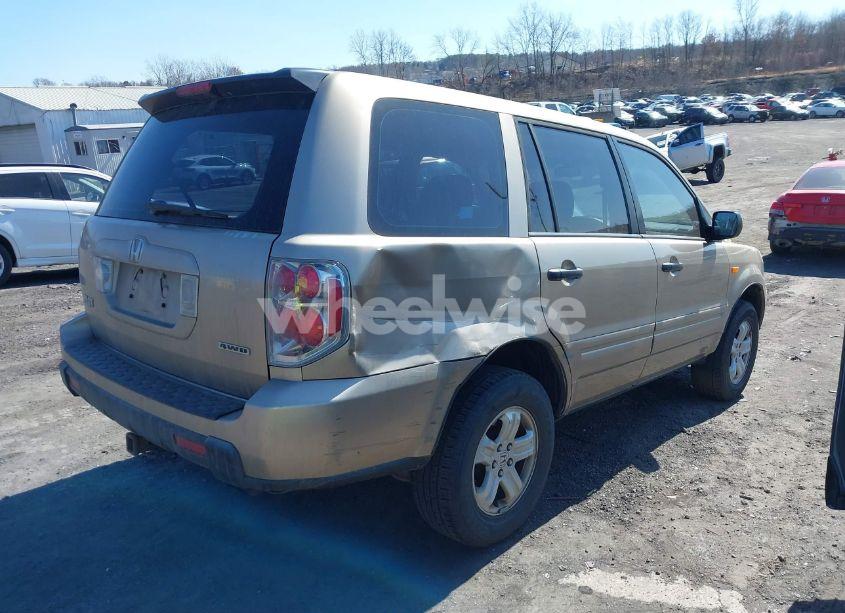 Photo 4 of 2006 Honda Pilot LX (VIN 2HKYF18106H545261)