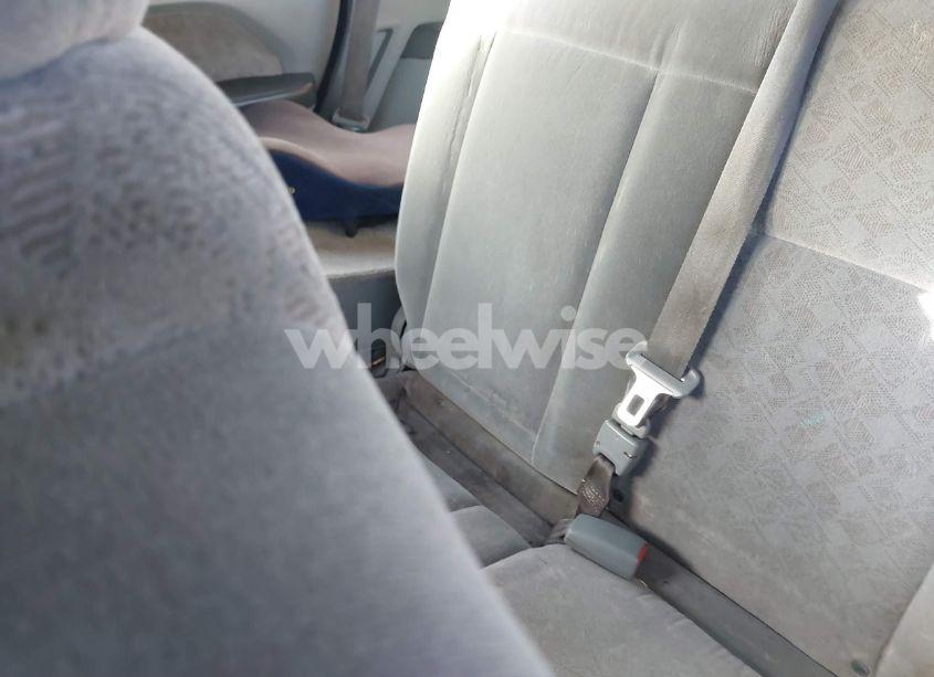 Photo 8 of 2005 Honda Pilot LX (VIN 2HKYF18115H535045)