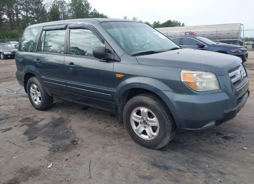 2006 Honda Pilot LX (VIN 2HKYF18116H540621) main photo
