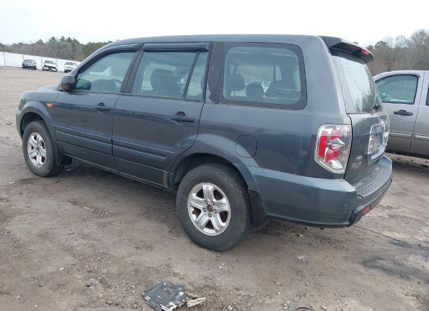 Photo 3 of 2006 Honda Pilot LX (VIN 2HKYF18116H540621)