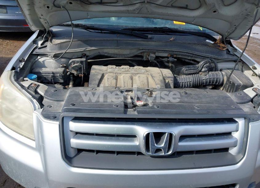 Photo 10 of 2007 Honda Pilot LX (VIN 2HKYF18117H506437)