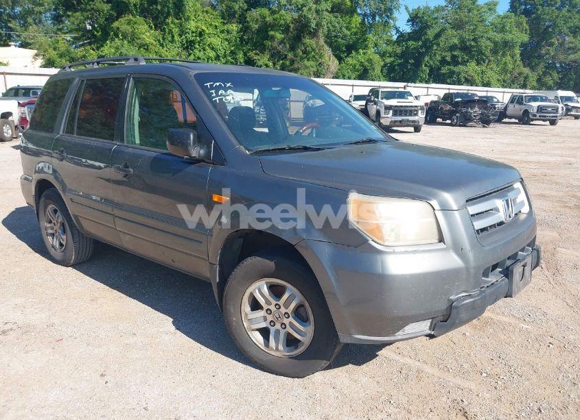 2007 Honda Pilot LX (VIN 2HKYF18117H530057) main photo