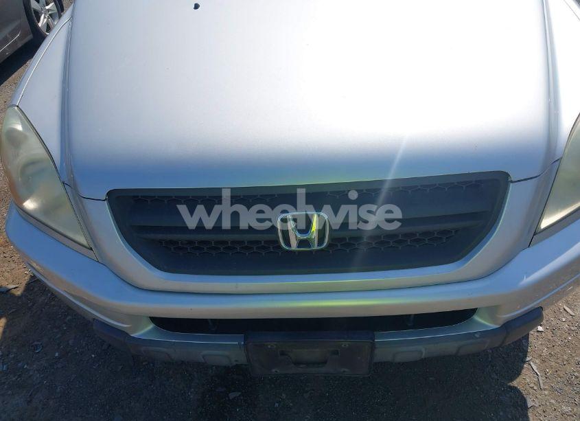 Photo 6 of 2005 Honda Pilot LX (VIN 2HKYF18125H572864)
