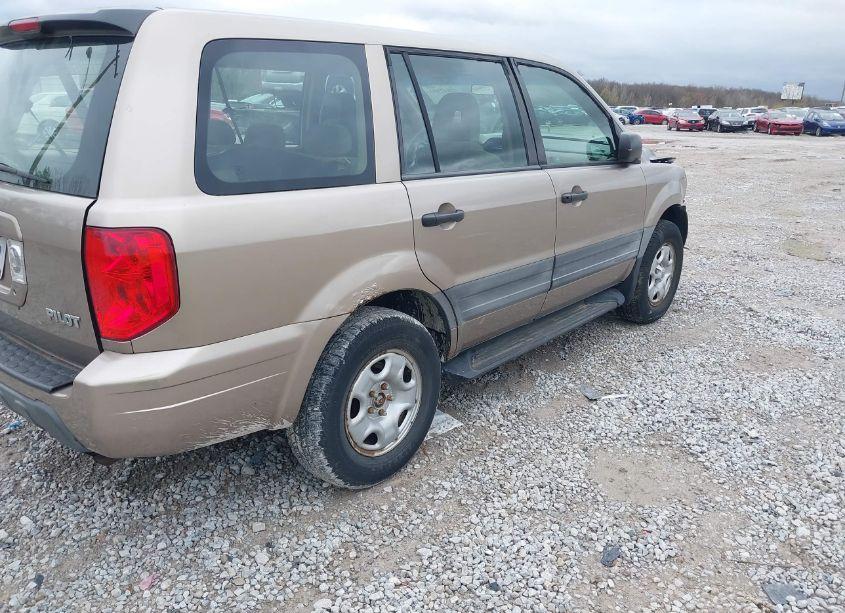 Photo 4 of 2004 Honda Pilot LX (VIN 2HKYF18134H539807)