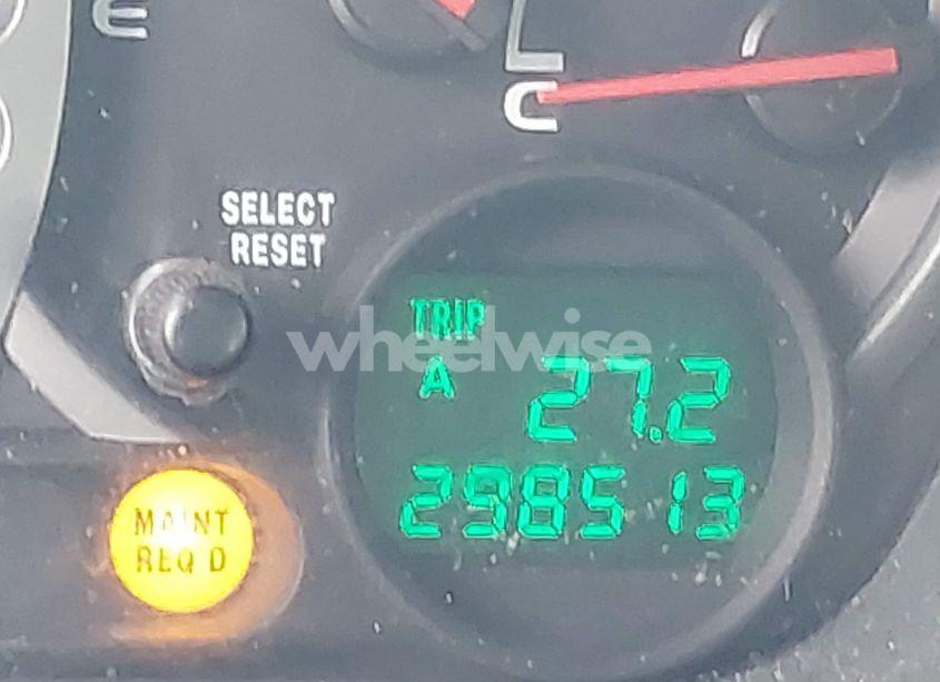 Photo 15 of 2005 Honda Pilot LX (VIN 2HKYF18135H567124)