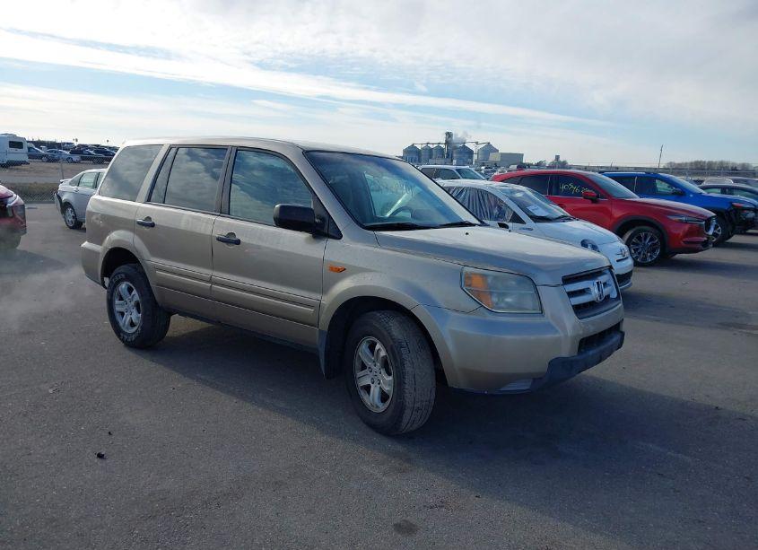 2006 Honda Pilot LX (VIN 2HKYF18136H510052) main photo