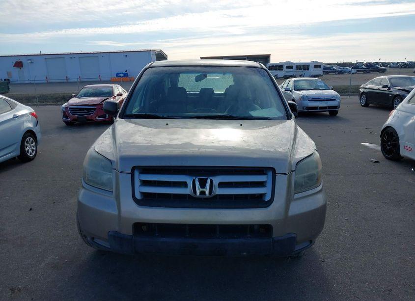 Photo 12 of 2006 Honda Pilot LX (VIN 2HKYF18136H510052)
