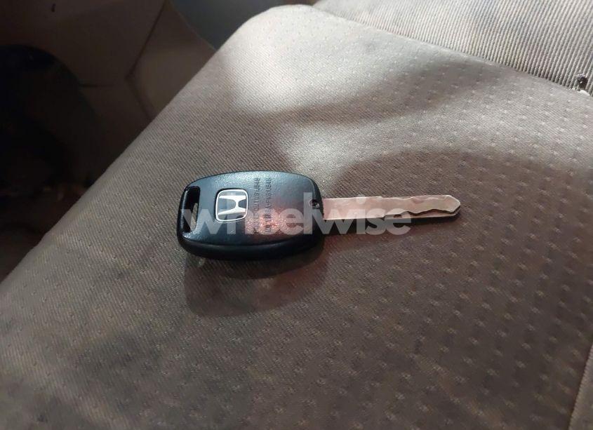 Photo 11 of 2007 Honda Pilot LX (VIN 2HKYF18137H519304)