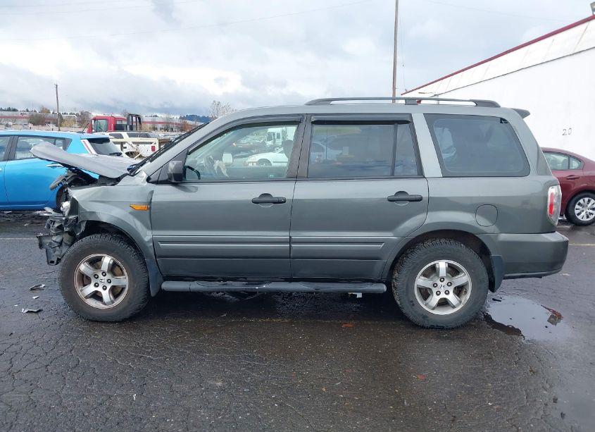 Photo 13 of 2007 Honda Pilot LX (VIN 2HKYF18137H530027)