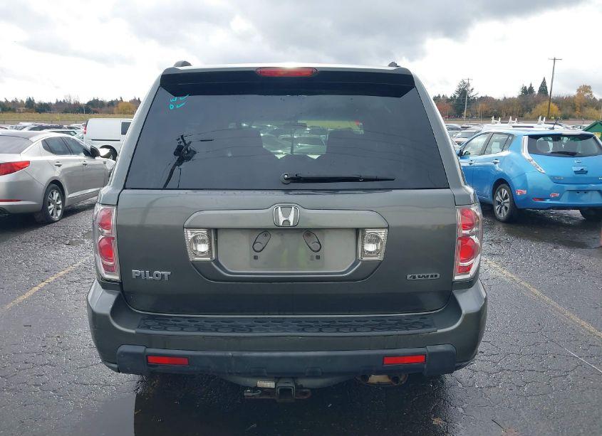 Photo 15 of 2007 Honda Pilot LX (VIN 2HKYF18137H530027)