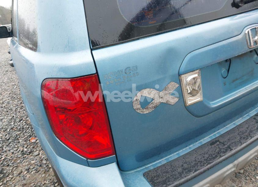 Photo 6 of 2003 Honda Pilot LX (VIN 2HKYF18143H541466)