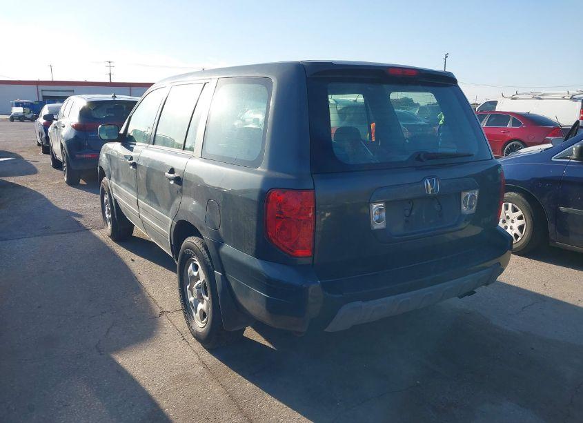 Photo 3 of 2005 Honda Pilot LX (VIN 2HKYF18145H525948)