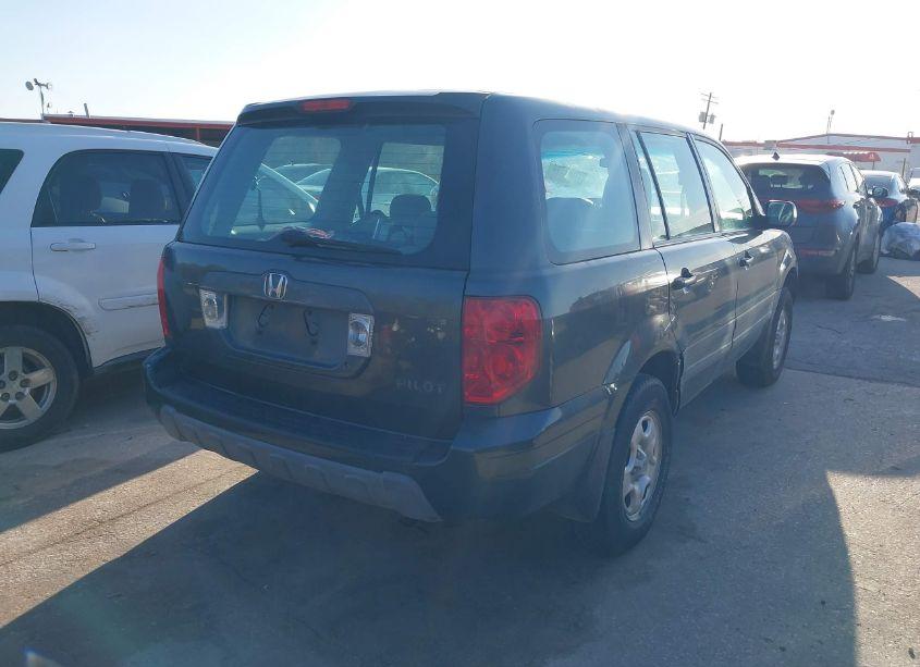 Photo 4 of 2005 Honda Pilot LX (VIN 2HKYF18145H525948)