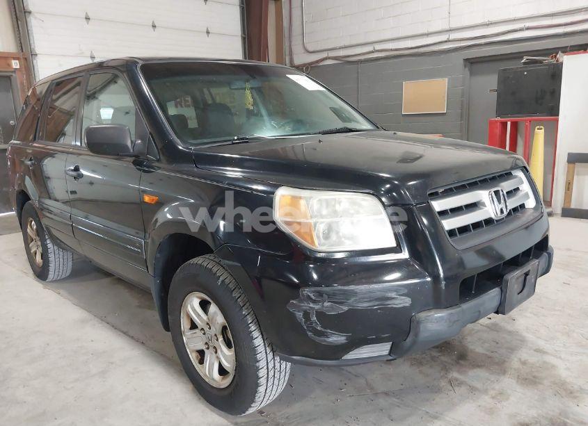 Photo 17 of 2006 Honda Pilot LX (VIN 2HKYF18146H555937)