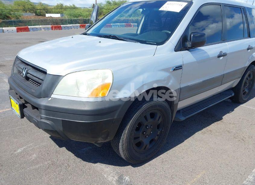 Photo 6 of 2004 Honda Pilot LX (VIN 2HKYF18154H582903)