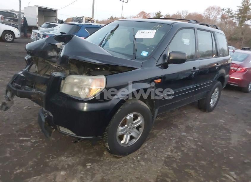 Photo 2 of 2006 Honda Pilot LX (VIN 2HKYF18156H534837)