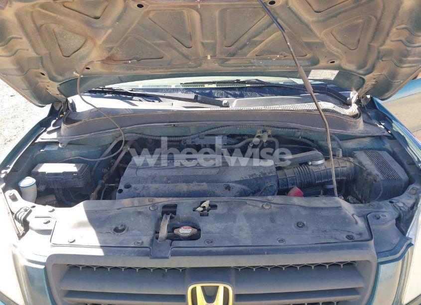 Photo 10 of 2003 Honda Pilot LX (VIN 2HKYF18173H547391)