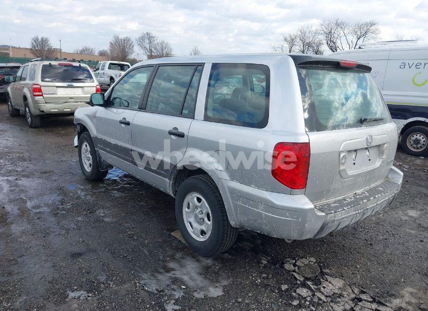 Photo 3 of 2005 Honda Pilot LX (VIN 2HKYF18175H528150)