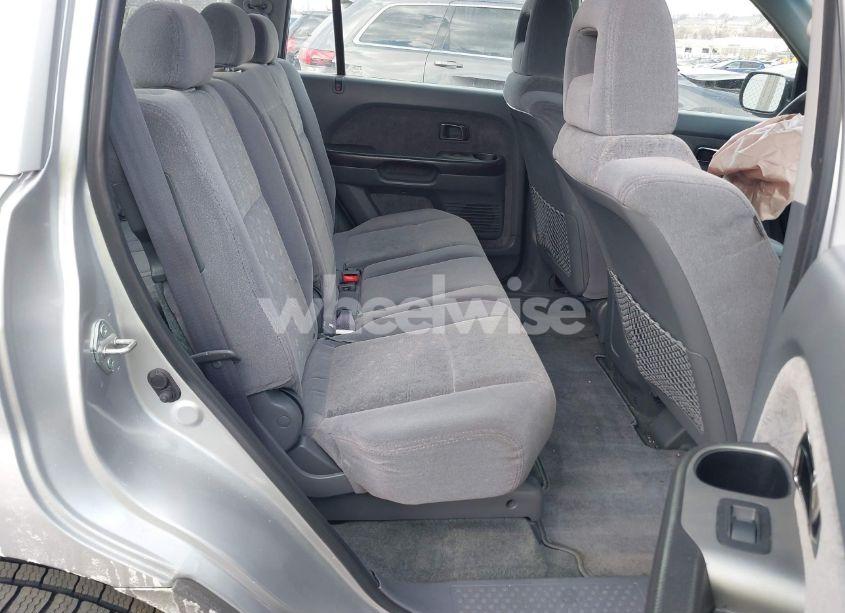 Photo 8 of 2005 Honda Pilot LX (VIN 2HKYF18175H528150)