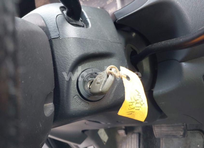 Photo 11 of 2006 Honda Pilot LX (VIN 2HKYF18176H517232)