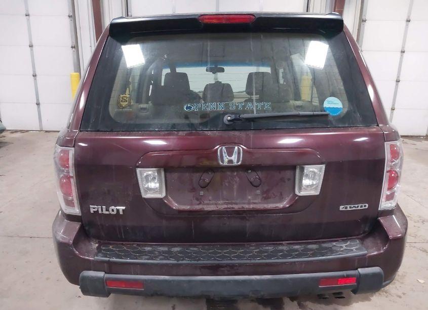 Photo 16 of 2007 Honda Pilot LX (VIN 2HKYF18177H537790)