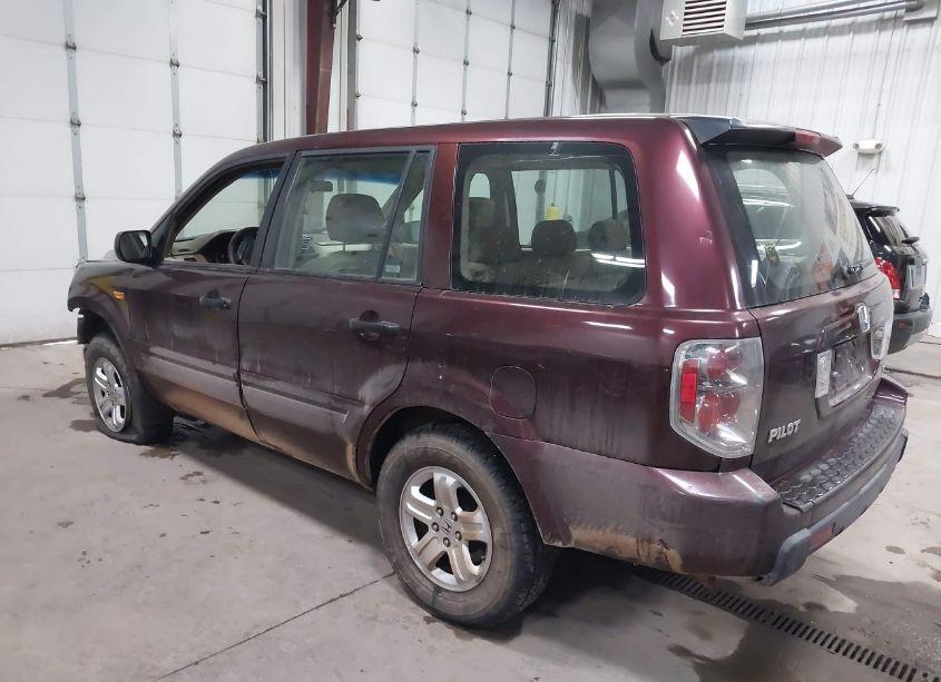 Photo 3 of 2007 Honda Pilot LX (VIN 2HKYF18177H537790)