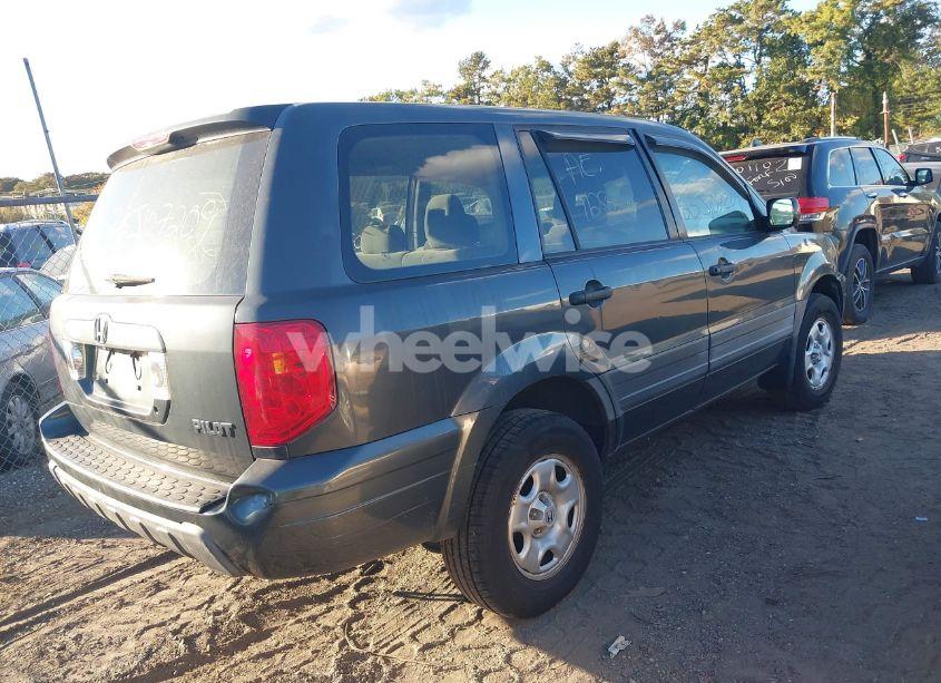 Photo 4 of 2003 Honda Pilot LX (VIN 2HKYF18183H582196)