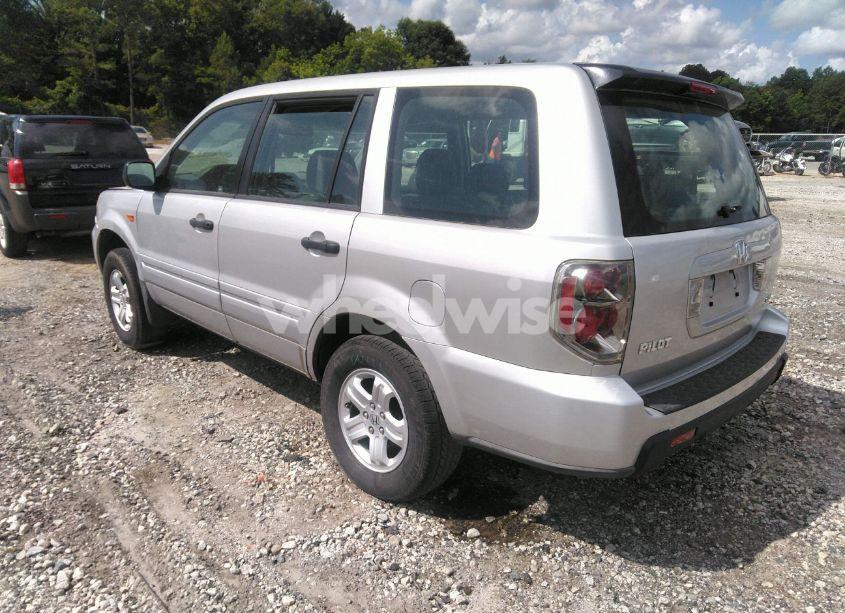 Photo 3 of 2006 Honda Pilot LX (VIN 2HKYF18186H511939)
