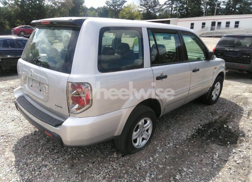 Photo 4 of 2006 Honda Pilot LX (VIN 2HKYF18186H511939)