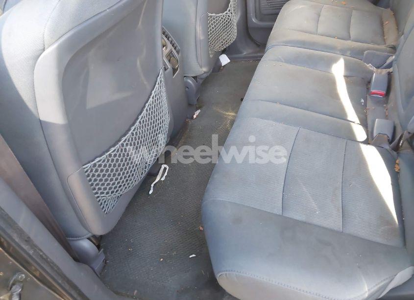 Photo 8 of 2007 Honda Pilot LX (VIN 2HKYF18197H504905)