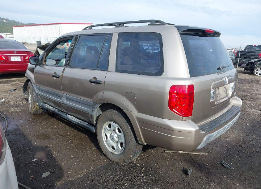 Photo 3 of 2004 Honda Pilot LX (VIN 2HKYF181X4H568303)