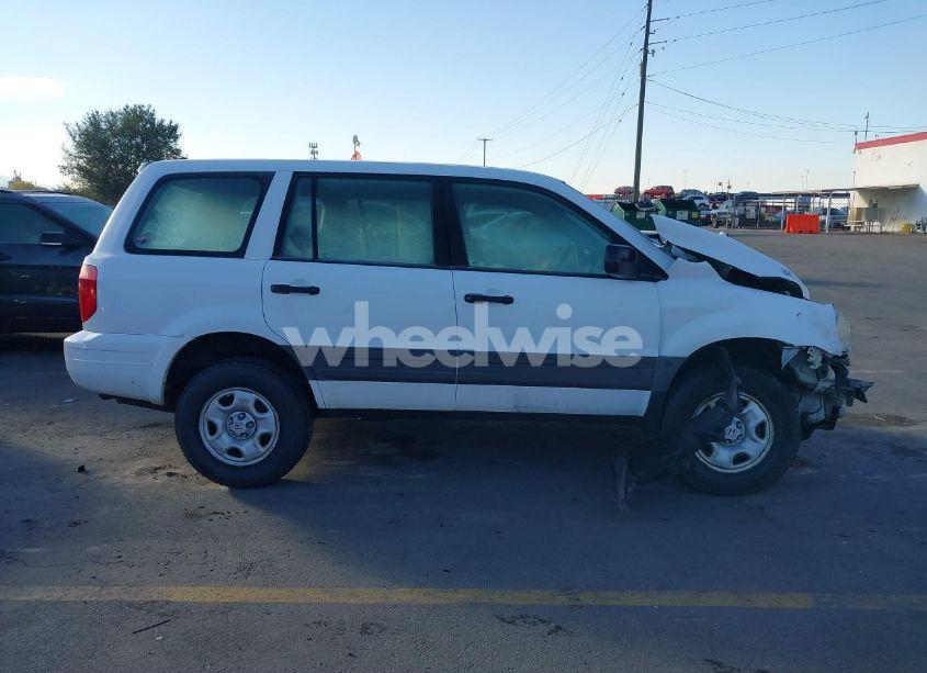 Photo 13 of 2005 Honda Pilot LX (VIN 2HKYF181X5H567556)