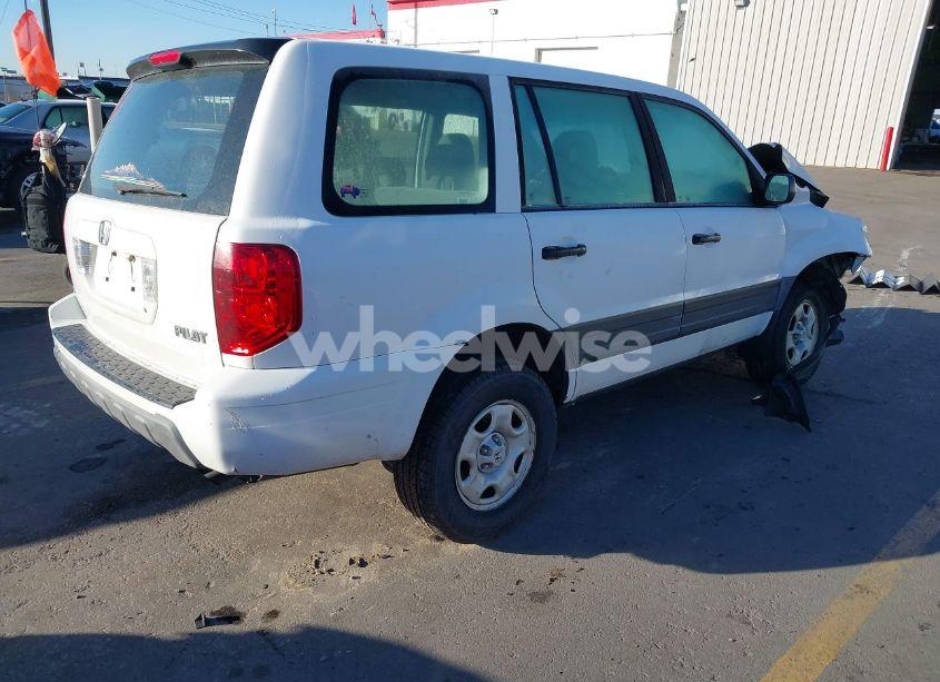 Photo 4 of 2005 Honda Pilot LX (VIN 2HKYF181X5H567556)