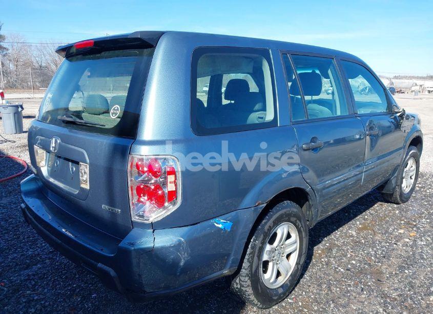 Photo 4 of 2006 Honda Pilot LX (VIN 2HKYF181X6H507343)