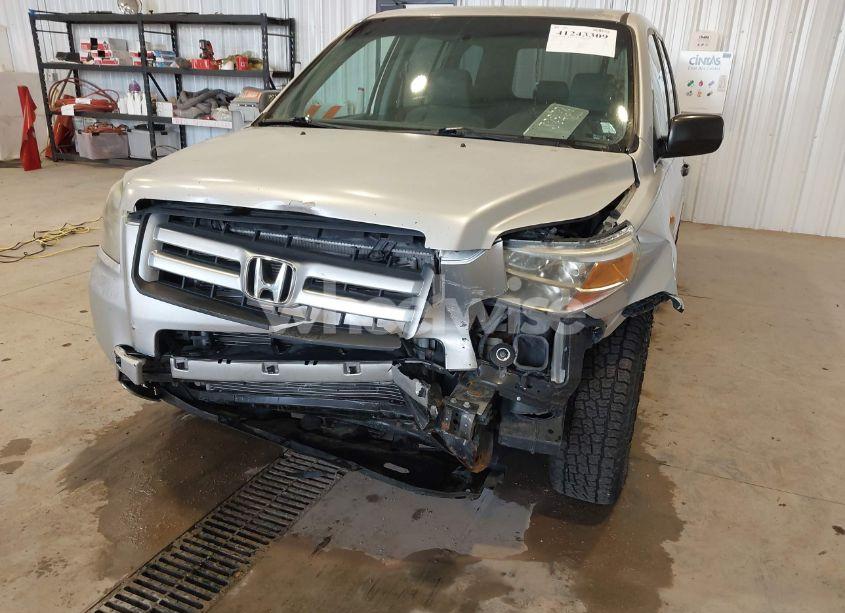 Photo 6 of 2006 Honda Pilot LX (VIN 2HKYF181X6H545106)